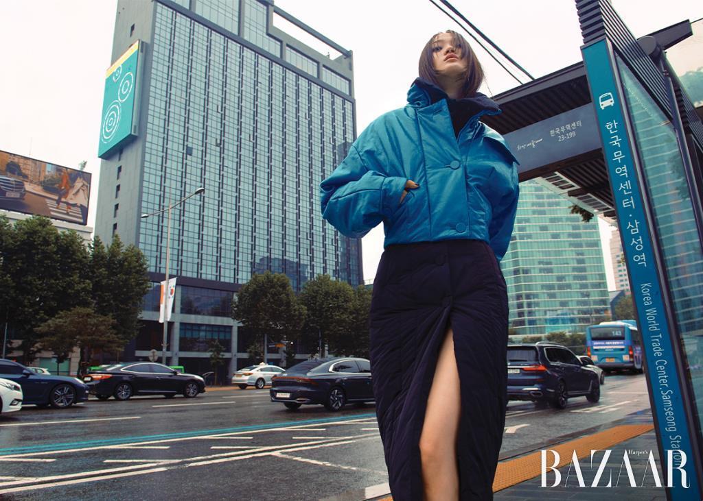 패딩 재킷, 패디드 원피스는 Tod’s.