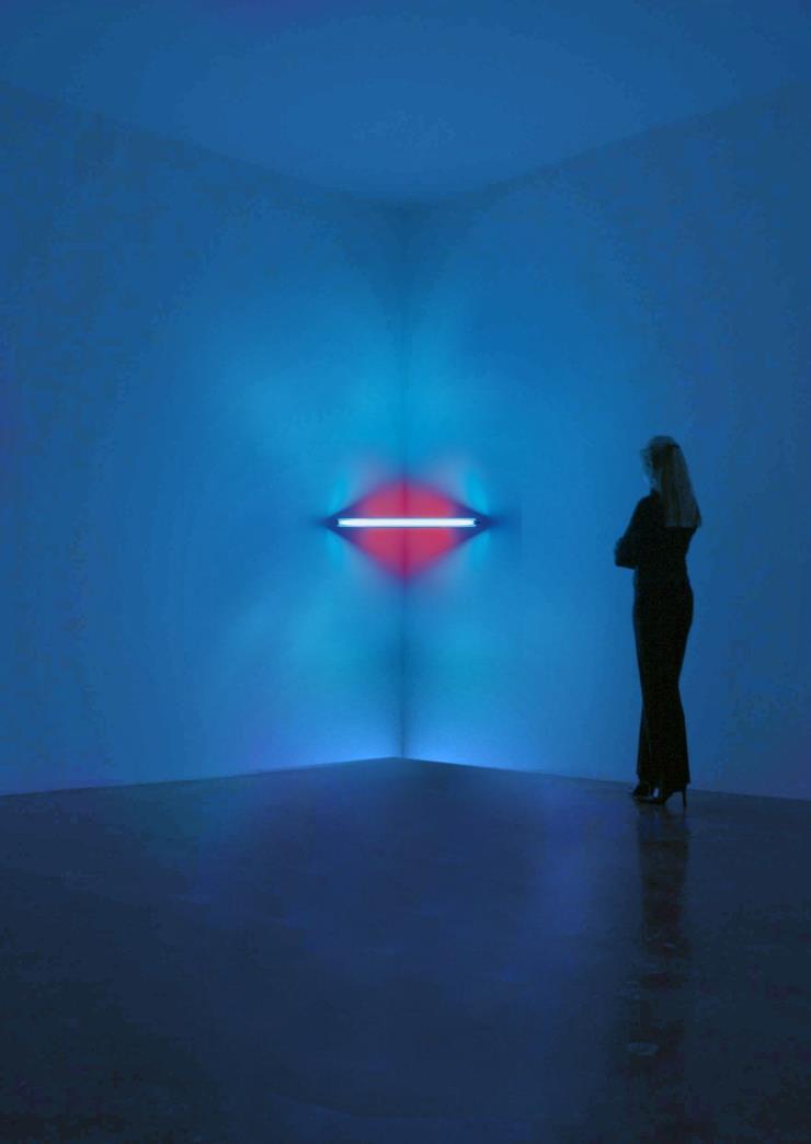 Dan Flavin, Untitled, 1984, Blue and red fluorescent light, 48" (121.9 cm) wide ⓒ Dan Flavin