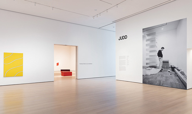 Installation view of?Judd. The Museum of Modern Art, New York, Digital Image ⓒ 2020 The Museum of Modern Art, New York. Photo: Jonathan Muzikar