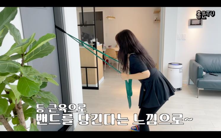 @hyunheehong