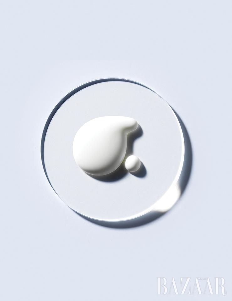 Lagom 셀러스 선 젤 SPF50+/ PA+++ 2만5천원.