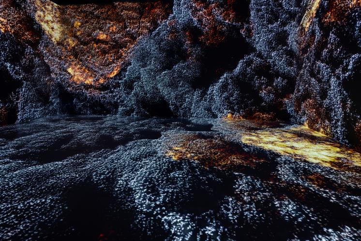 Yiyun Kang Finite 2021 Immersive audio-visual installation/ 5 projections, 12-channel audio duration: 6' 20″ Courtesy of the artist & PKM Gallery.