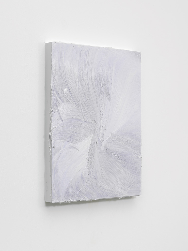  Jason Martin, <Untitled (Titanium white / Fluorescent orange)>, 2021, Oil on aluminium, 178x178x11cm. Courtesy Thaddaeus Ropac gallery | London •Paris•Salzburg•Seoul. Photo: Dave Morgan