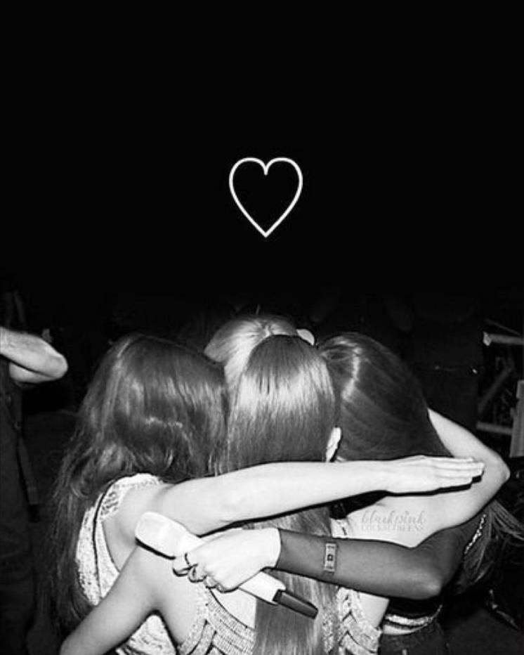 @roses_are_rosie