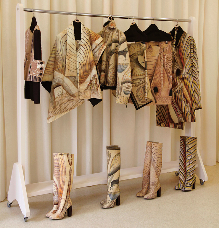 아웃사이더 아티스트 마틴 라미레스의 작품을 담은 2020 F/W 컬렉션.