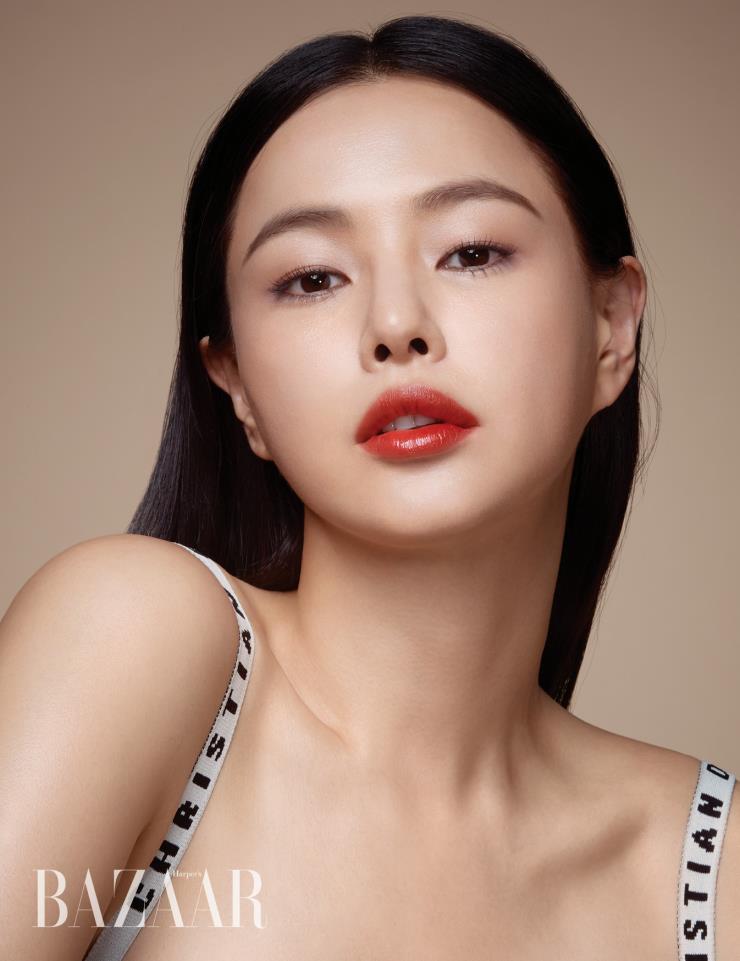 하퍼스 바자 코리아 Harper’s BAZAAR 제공