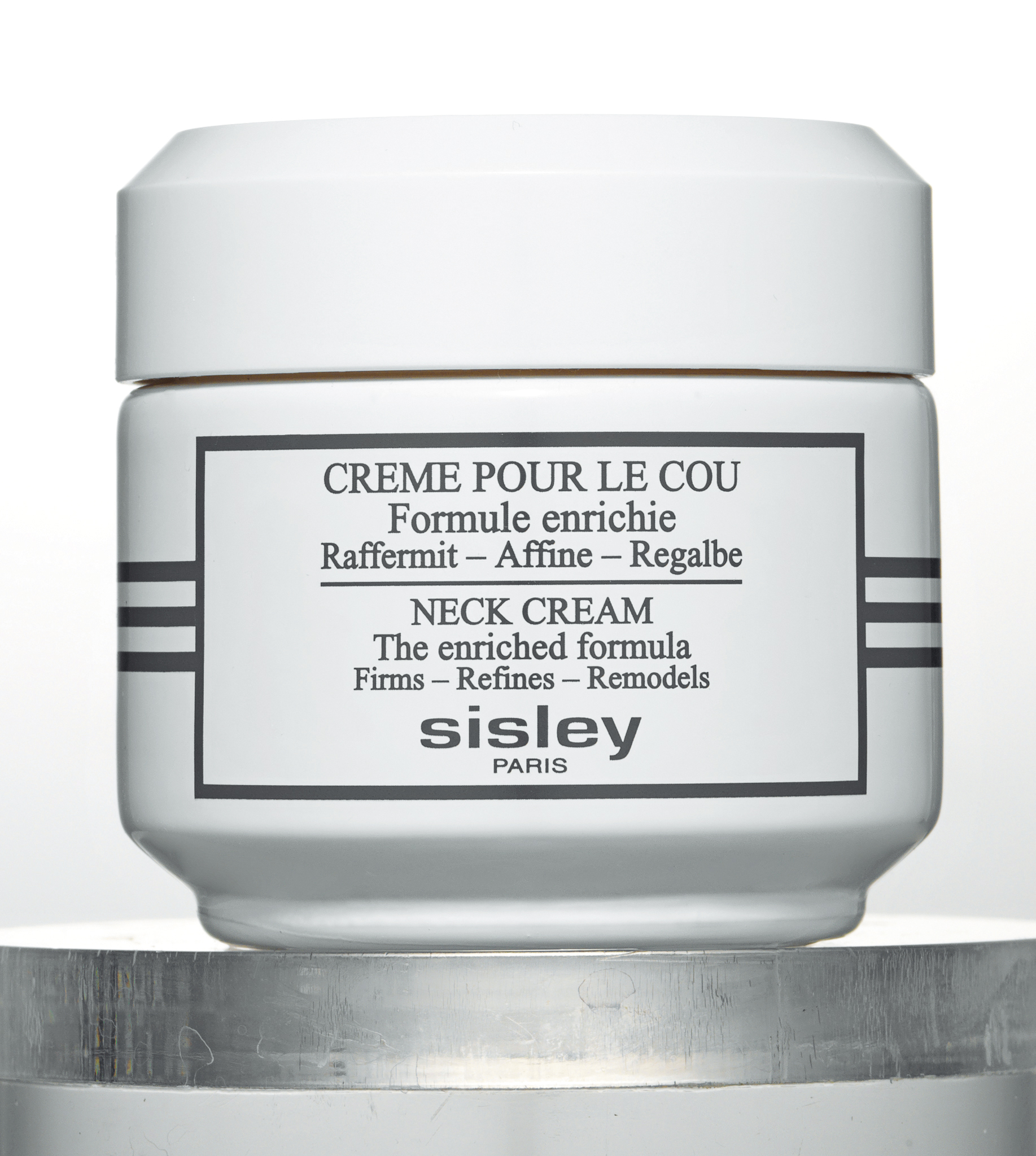 Sisley 끄렘므 뿌르 르 꾸 피부를 매끄럽고 탄탄하게 가꿔주는 동시에 목선의 윤곽선을 날렵하게 가다듬어주는 넥 전용 크림. 18만원