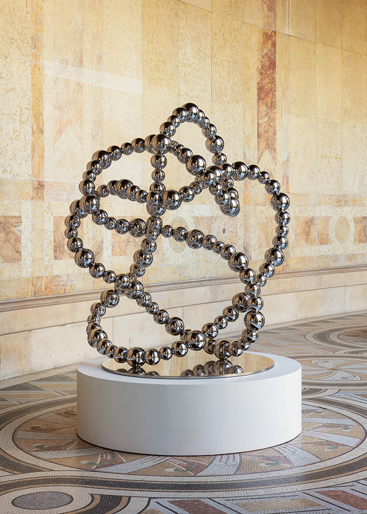 장 미셸 오토니엘, <The Knot of The Imaginary>, 2021, 스테인리스스틸, 사진/ © Jean-Michel Othoniel Adagp, Paris, 2022