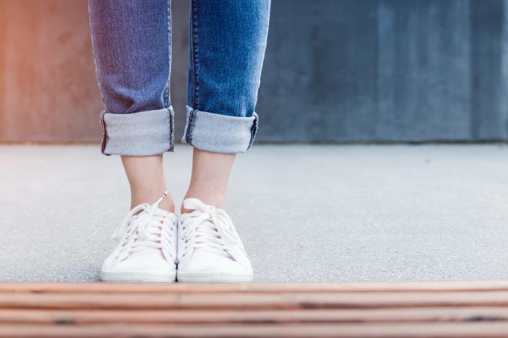 jeshoots.com by Unsplash