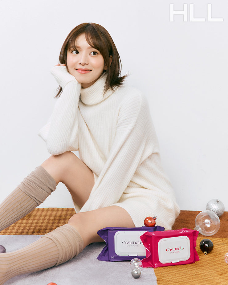 캐스터네츠 드라이시트는 세탁물에 따라 한 장씩 간편하게 뽑아 건조기에 넣어 사용할 수 있다. 친환경 생분해 원단을 사용했으며 미세 플라스틱 불검출 테스트를 통과해 피부에 자극 없이 섬세한 의류 케어가 가능하다.