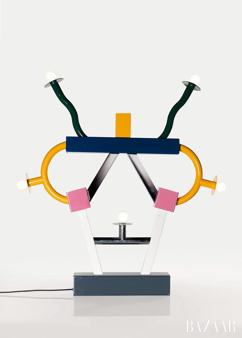 토레 소트사스(Ettore Sottsass), ‘Ashoka Lamp’, Lacquered and Chromium-plated Metal, 86.5 by 29.5 by 9cm, 1981