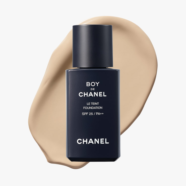 Chanel 보이 드 샤넬 파운데이션 9만7천원.