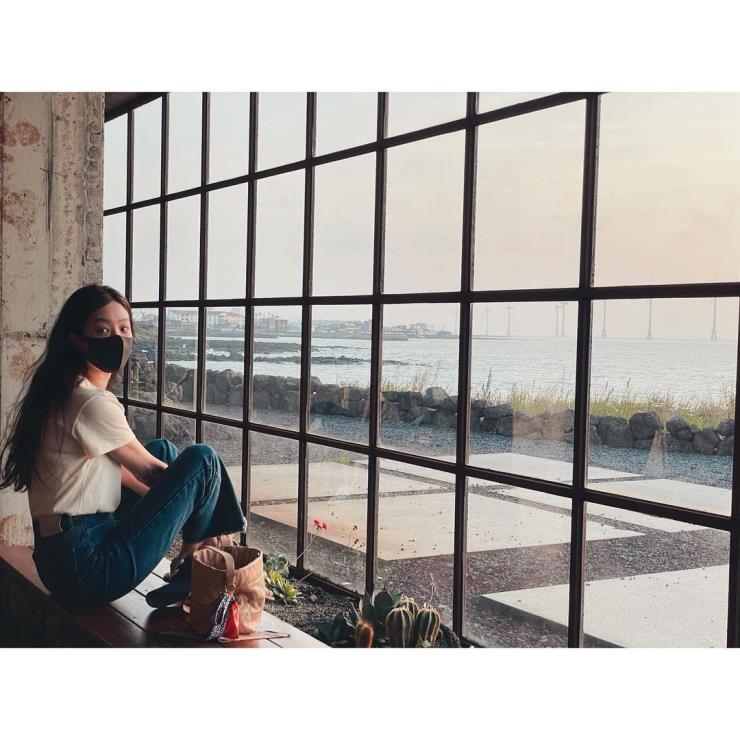 정려원 인스타그램 캡처 @yoanaloves