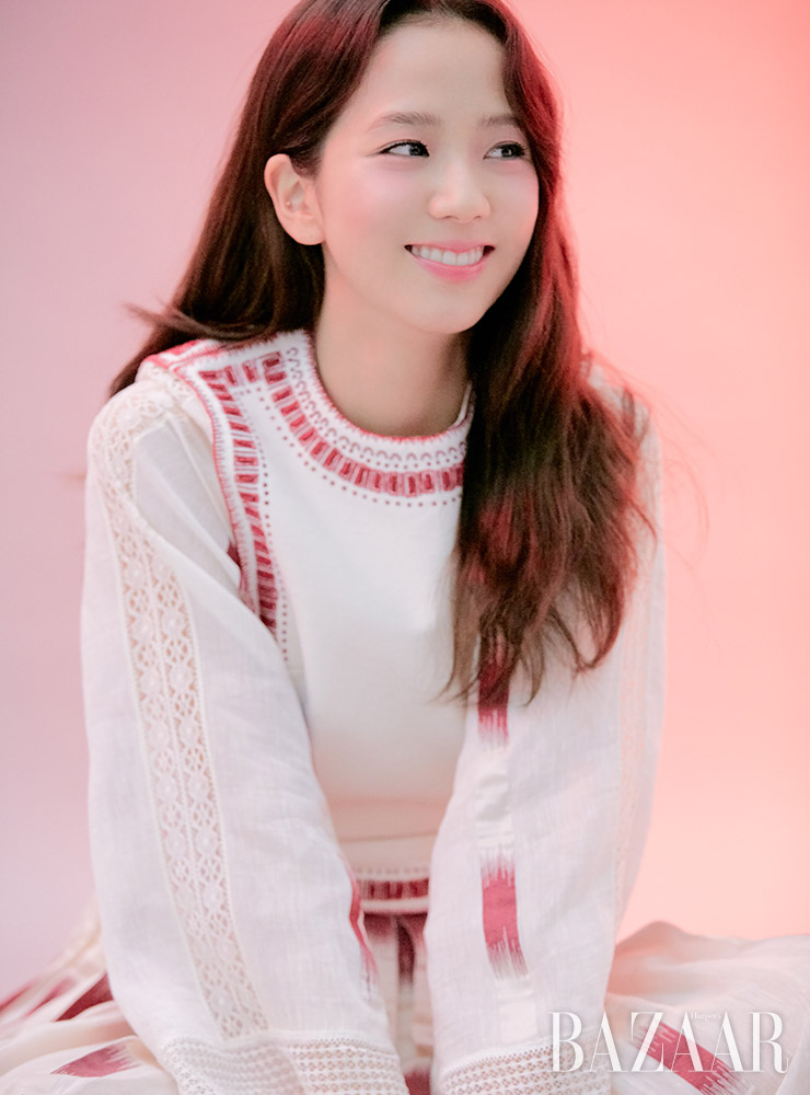 지수의 싱그러운 미소, 받으세요