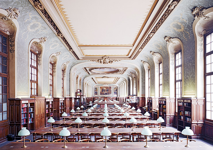 <Bibliotheque de la Sorbonne Paris I>, 2007, C-Print, 200x289.3cm. Copyright Candida Hofer/ VG Bild-Kunst Bonn