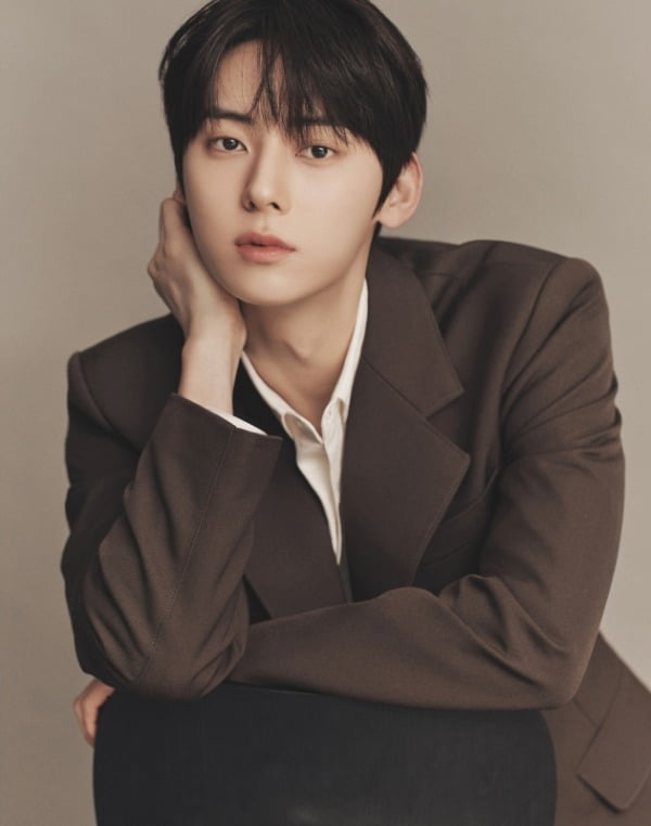 황민현 / 플레디스