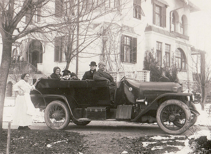 1895