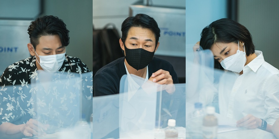 영화 <젠틀맨> 대본리딩 현장 / 웨이브