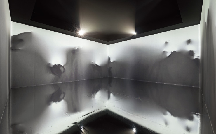 Yiyun Kang, <Beyond The Scene (비욘드 더 씬)>, 2020, Projection mapping installation, 8x8x4(m), 9’ 30“, Courtesy of the artist. Photography by Jang Jun-Ho