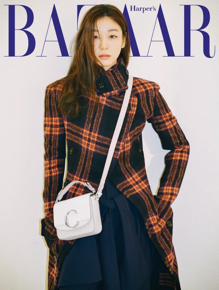  하퍼스 바자 11월호 커버 걸 김연아