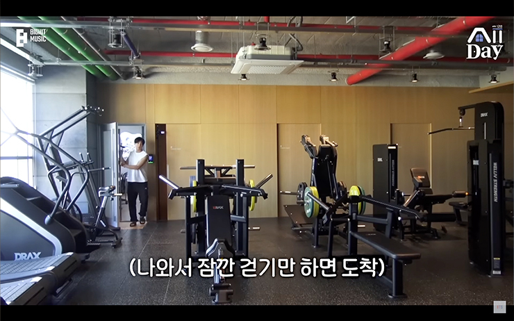 YouTube @bangtan TV