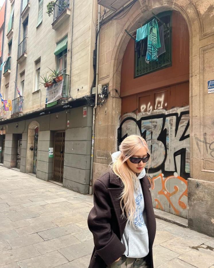 @roses_are_rosie