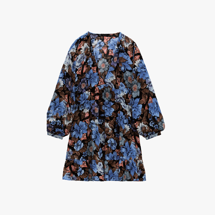 플로럴 원피스는 5만9천원 Zara.