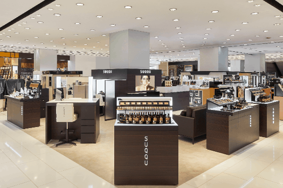 갤러리아 백화점에 론칭한 스쿠