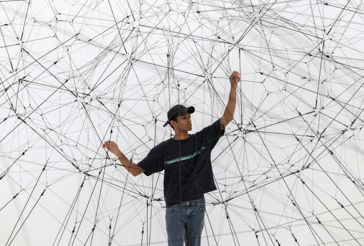 ‘Algo-r(h)i(y)thms’, 2018 Installation view at , carte blanche exhibition to Toma´s Saraceno, Palais de Tokyo, Paris, 2018. Courtesy the artist and Esther Schipper, Berlin © Photography by Studio Toma´s Saraceno, 2018