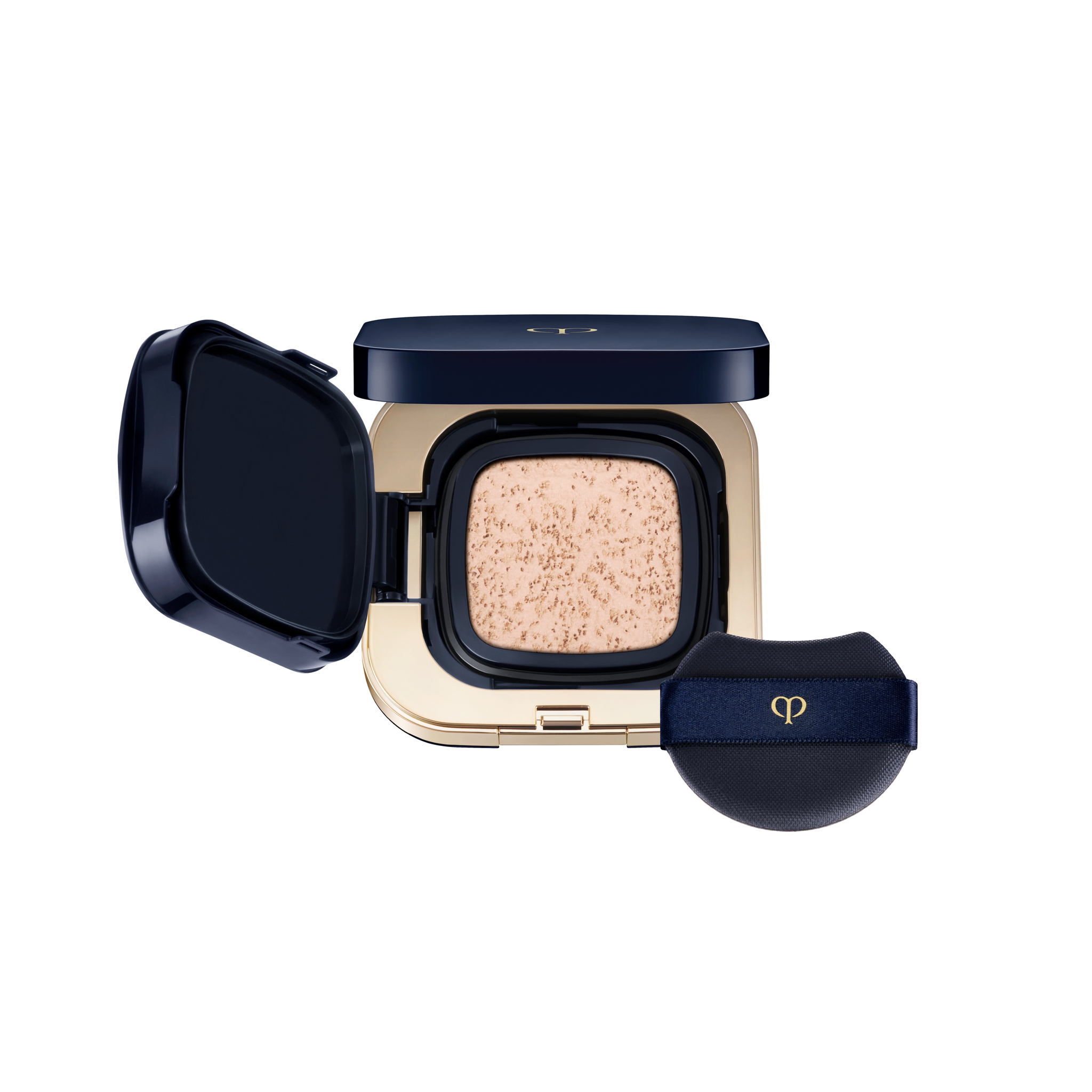 Cl&eacute; de Peau Beaut&eacute; 래디언트 쿠션 파운데이션 듀이 12만5천원대.