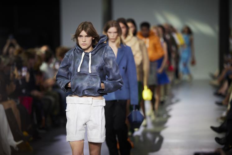 2024 SS 런던패션위크 JW 앤더슨 컬렉션 피날레 _사진 / BritishFashionCouncil