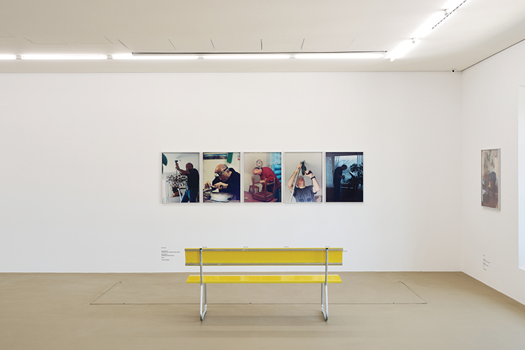 Installation view, Gina Folly, «Autofokus», 2023, Kunstmuseum Basel, Gegenwart. ©the artist. Courtesy of Kunstmuseum Basel. Photo by Max Ehrengruber.