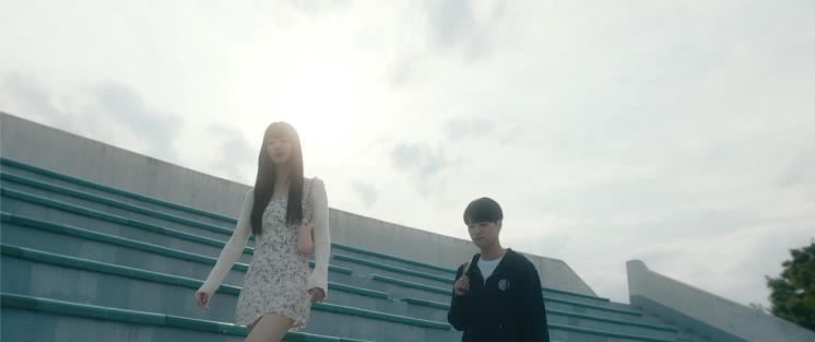 넷플릭스 시리즈 <이두나!> 스틸