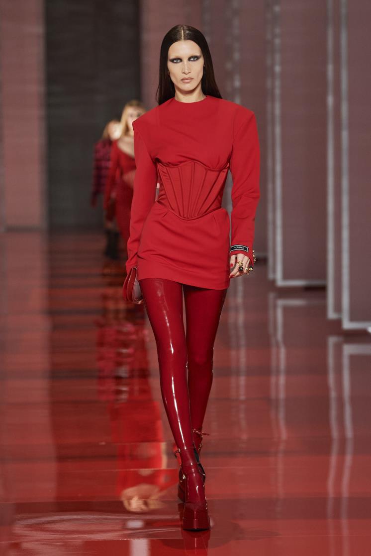 VERSACE