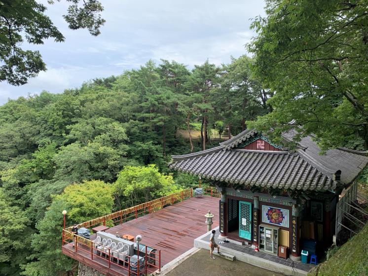 선무도 공연이 열리는 대적광전
