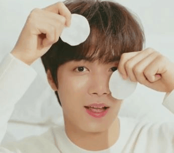 오리진스 '메가 버섯 트리트먼트' 모델, 김종현