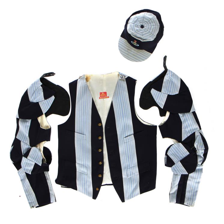1998년에 만들어진 비비안 웨스트우드조끼와 캡. Time Machine collection AW1988