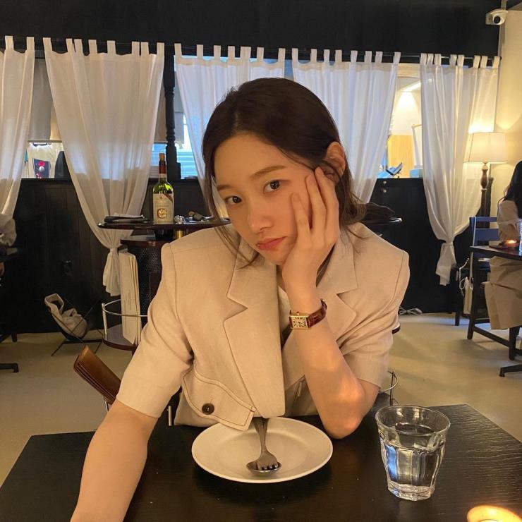 @j_chaeyeoni 정채연 인스타그램 캡처