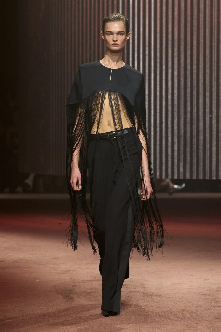COS 2023 F/W
