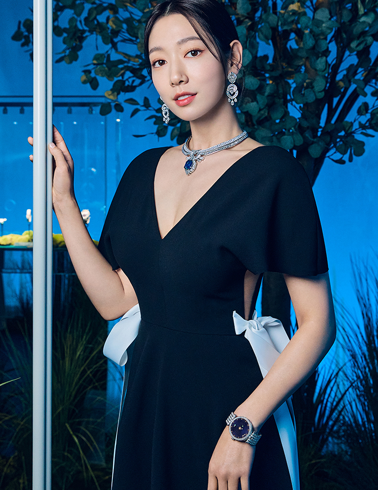 반클리프 아펠의 <사랑의 다리에서 마주하는 시간의 서사시> 이벤트에 참석한 배우 박신혜.