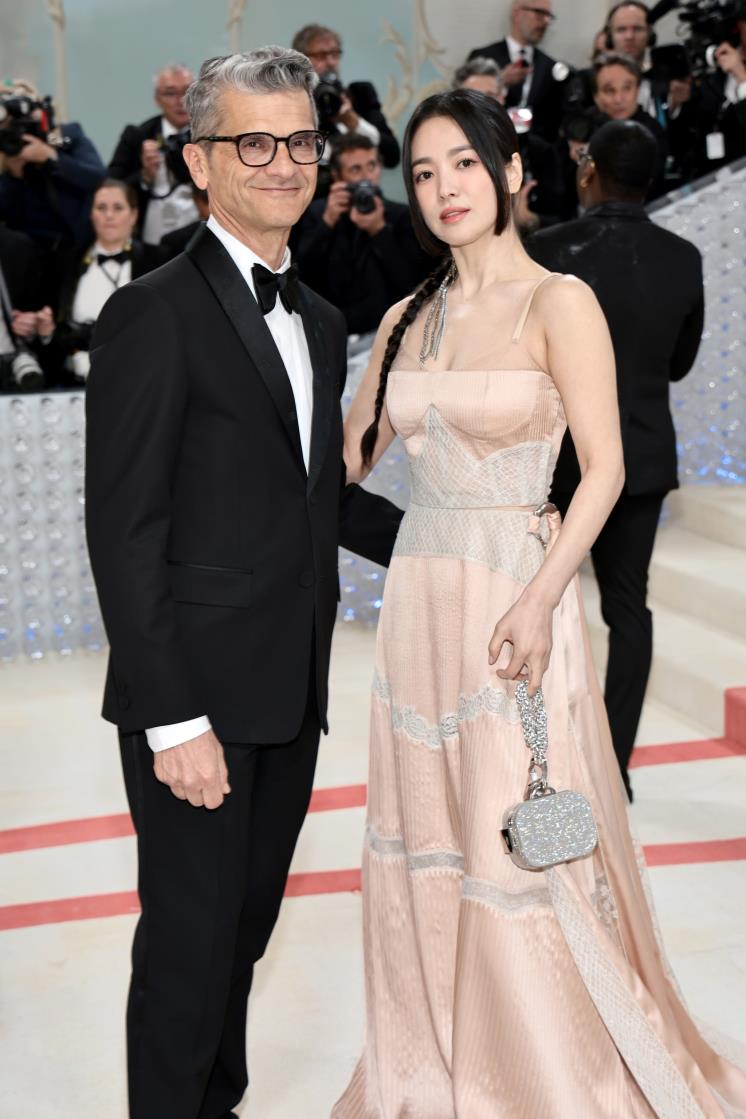 Serge Brunschwig, CEO, Fendi and Song Hye-kyo / Getty Images