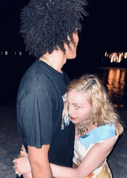 이미지 출처: 마돈나 인스타그램(@madonna)