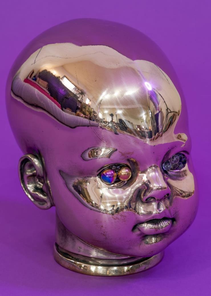 <사르트르, 외사시, 10개의 눈, 사물>, 2020, 황동 주물, 자석, 광물 12 x 15 x 17 cm