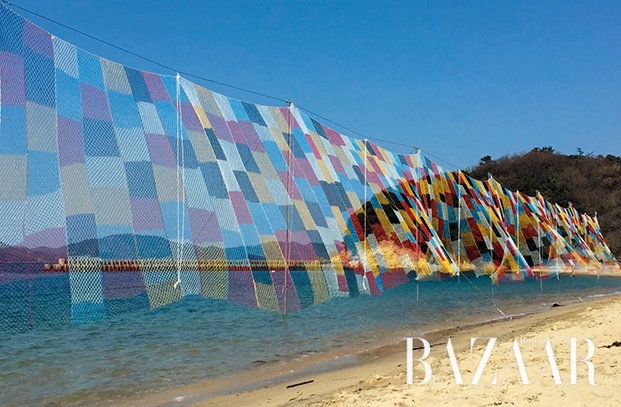 이가라시 야스아키(Yasuaki Igarashi), ‘하늘 그물’, 2013, Photo: Yasuaki Igarashi