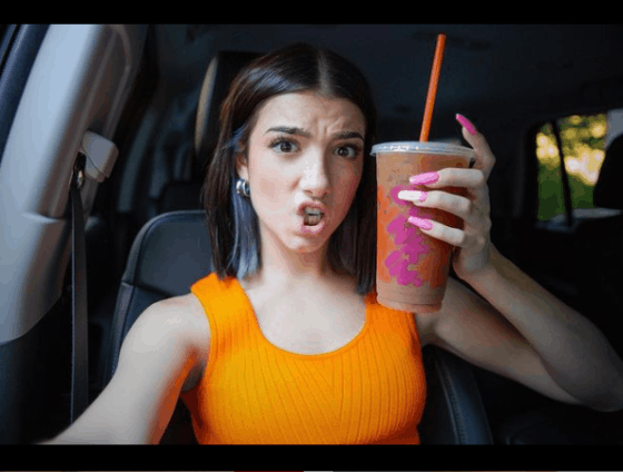 사진 출처: 찰리 다멜리오 인스타그램(@charlidamelio)