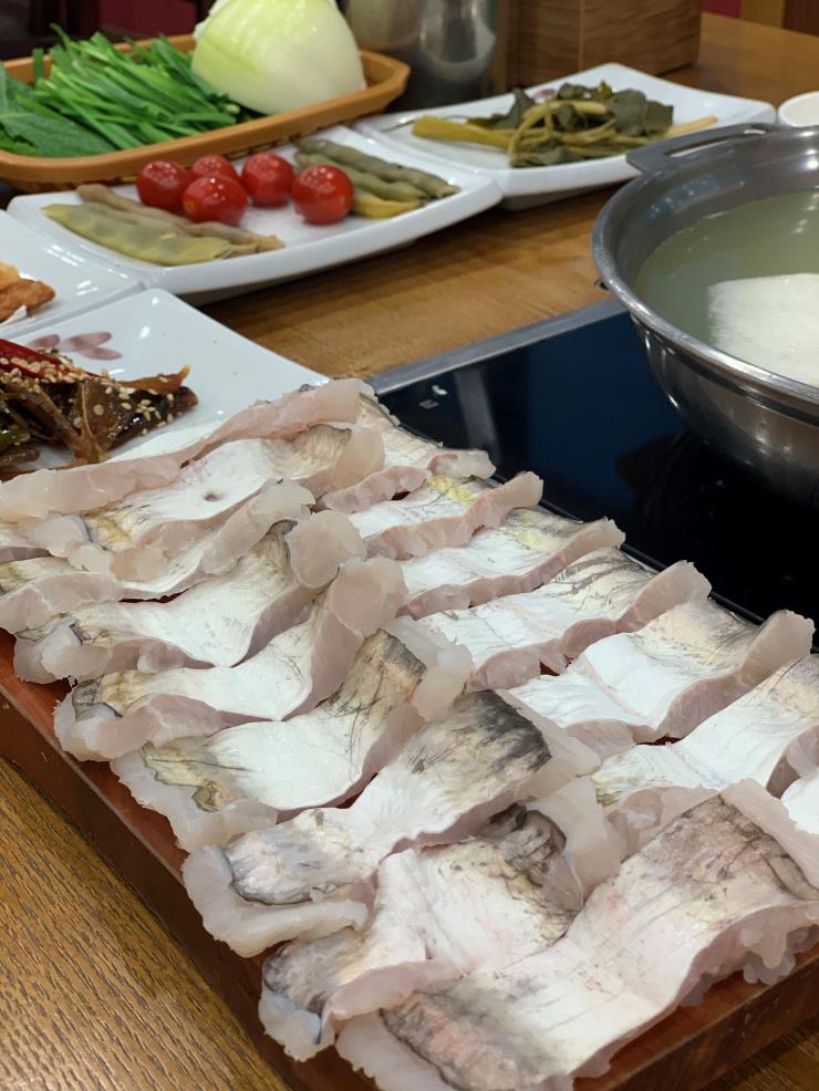 경도횟집의 갯장어 샤부샤부