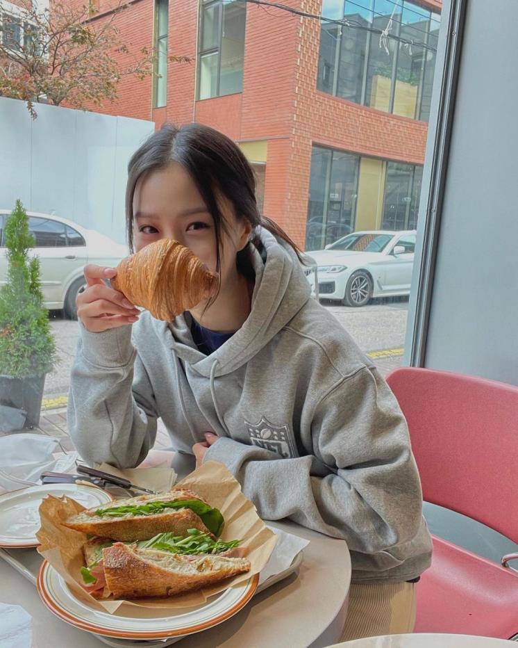 고민시 인스타그램 캡처 @gominsi