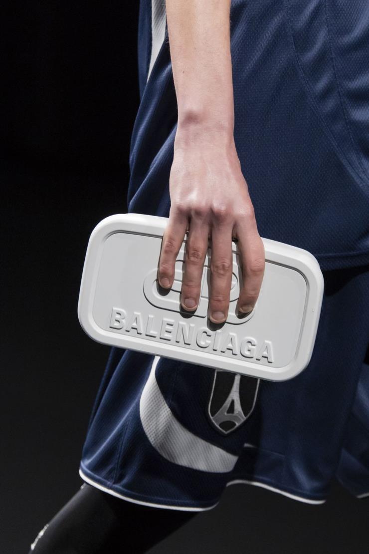 2020 F/W Balenciaga
