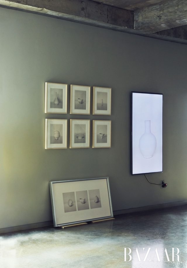 ‘백자’ 시리즈와 샌프란시스코 공항에 설치하기 위해 제작한 ‘백자’ 사진을 이용한 비디오 작품.