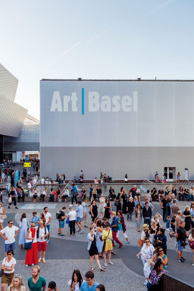 아트바젤이 열리고 있는 메세 바젤 전경.